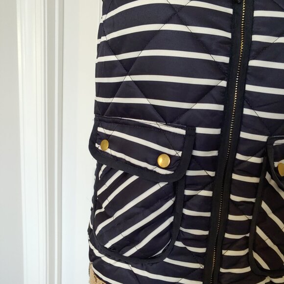 ⭐ Closet Clear Out | Lot 8 Small Tops - Picture 10 of 16